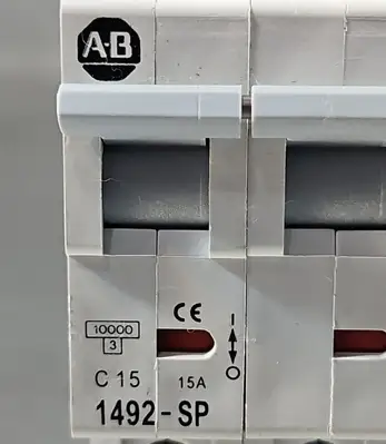 USED Allen-Bradley ALLEN-BRADLEY 1492-SP3C150