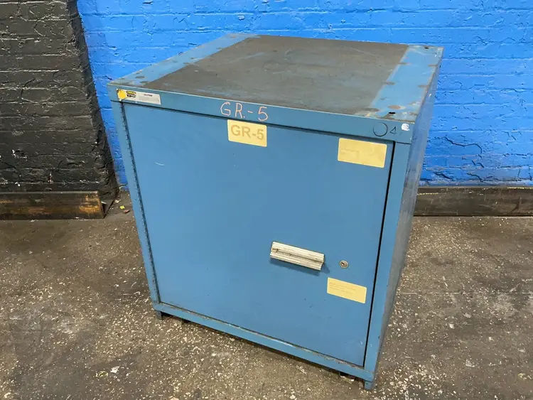 Used STANLEY VIDMAR _UNKNOWN_ Cabinets Ohio US | HGR 24 #1407591