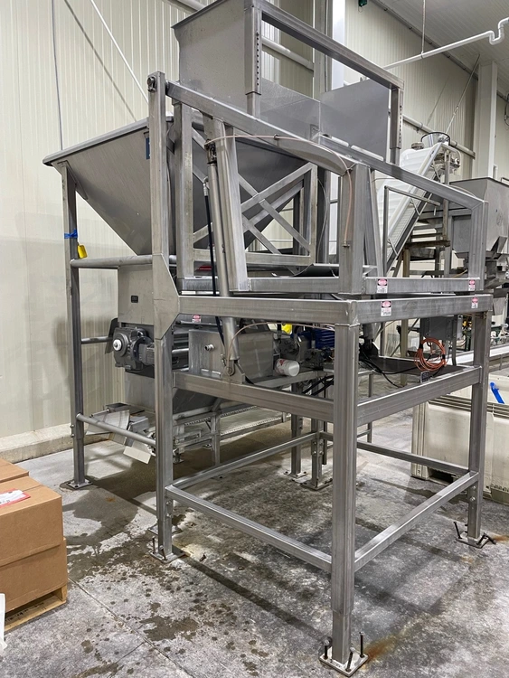 Used 1900 TRI-BERRY TRI-BERRY Filling Machines Michigan US | Revelation Machinery #403483