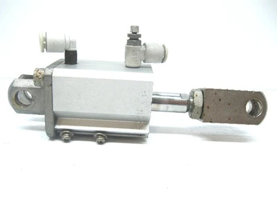 USED SMC CDQ2D25-20DM