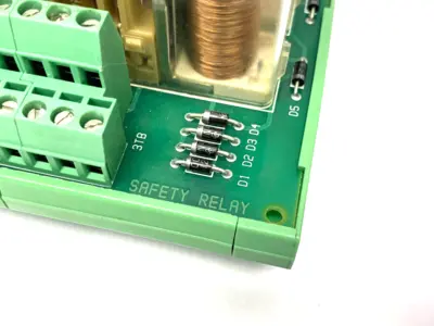 Used Universal Instruments Safety Relay Module DIN Rail Mount Relays & Switches Michigan US | Maverick Industrial Sales #1402297