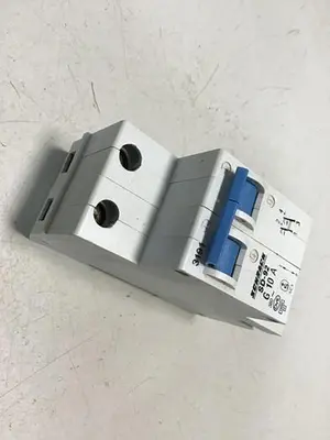 USED SCHRACK SD-92G 10A