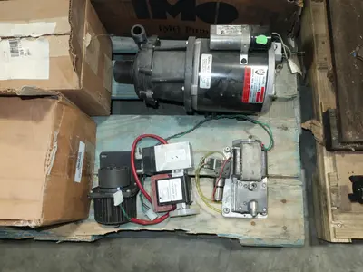 2 PALLETS OF ASSORTED PUMPS