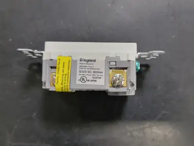 GFCI Receptacle 15/20A 125V