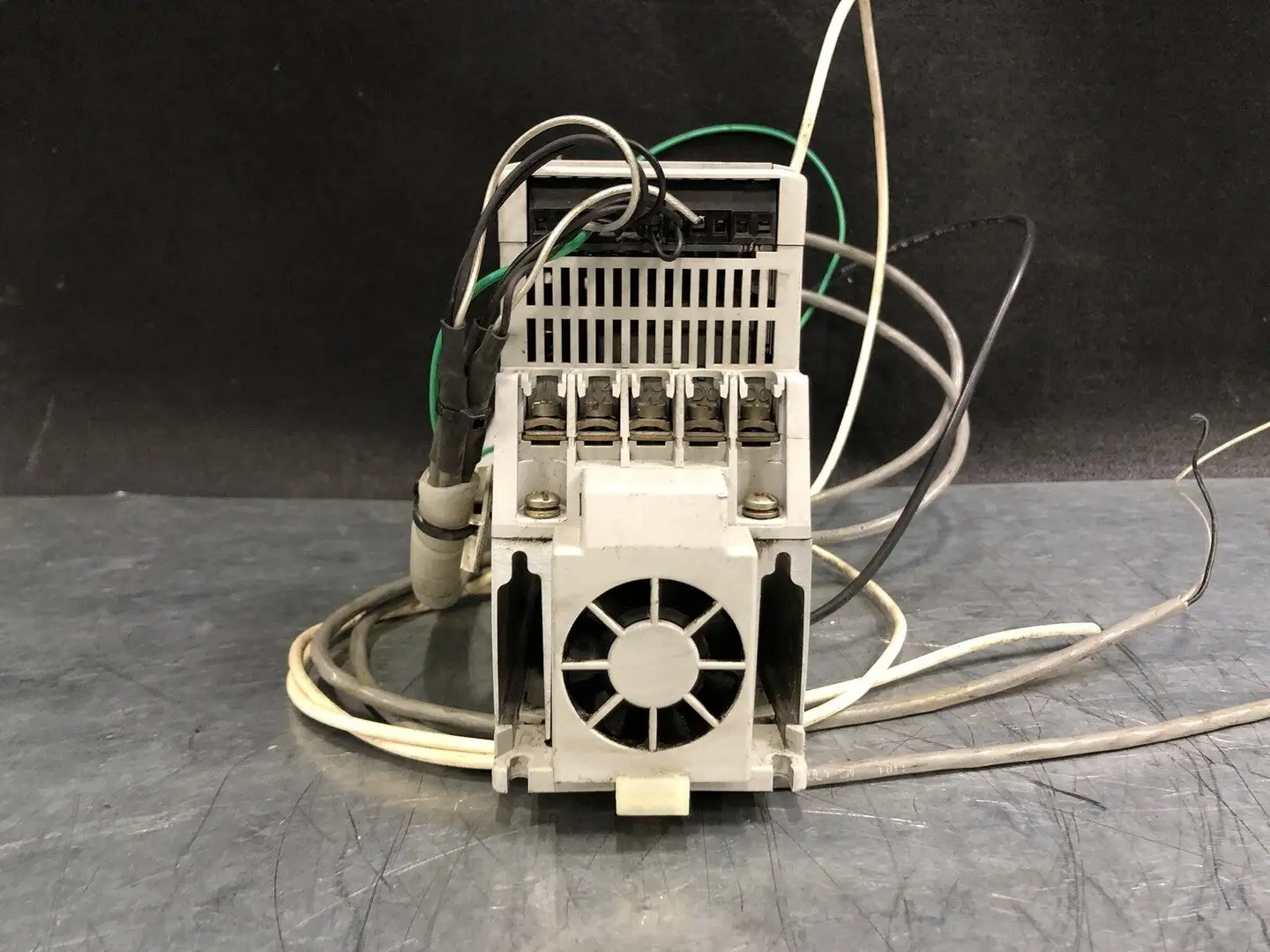USED ALLEN-BRADLEY 160-AA04NSF1P1