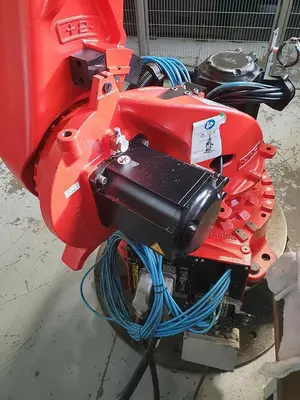 Used 2015 COMAU SMART 5 NJ60-2.2 Robots CZ | Amaron s.r.o. #1068044