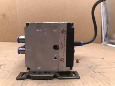 FESTO CPV14-VI 8 Valve Manifold 145PSI 800LPM 24VDC