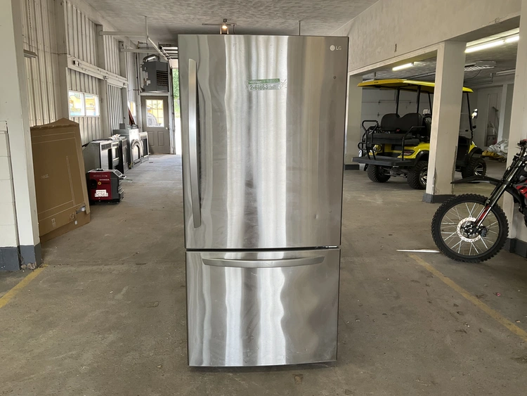 Used LG LRDC2603S Refrigerators Michigan US | Miedema Asset Management Group #1325708