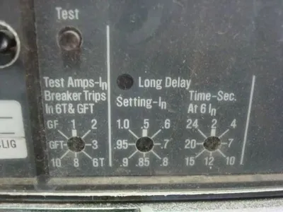 Westinghouse Digitrip RMS/R800 Trip Unit RH84CLIG with Base Unit PR6A06A060 Used