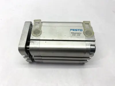 USED FESTO PNEUMATIC COMPACT CYLINDER 40MM BORE 50MM STROKE 156891