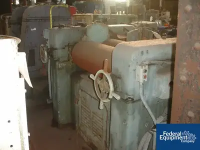 USED DAY 14" X 30" DAY THREE ROLL MILL
