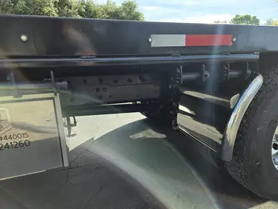 USED 2014 KENWORTH T370