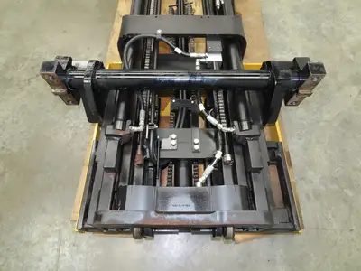 Landoll Mast 3-Stage Class 2 16X34" Carriage SideShift Off LSC30 Forklift