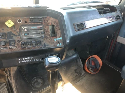 Used 1996 VOLVO WG64 Conventional trucks Kentucky US | Proxy Equipment #1384926