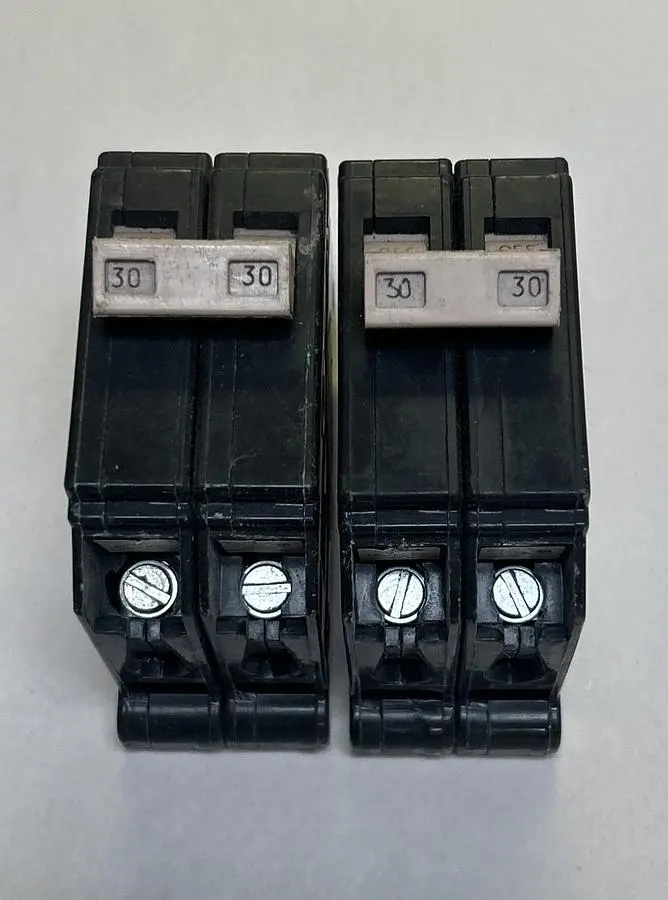 Used CUTLER-HAMMER CH230 Miscellaneous Equipment (Electrical & Power) | Surplus Asset Holdings #1194701
