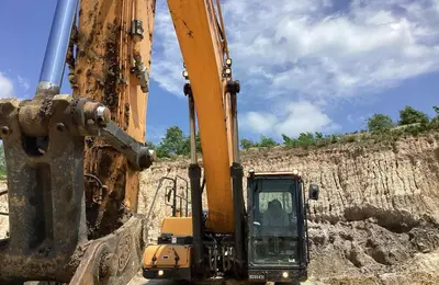 USED 2020 HYUNDAI HX380L