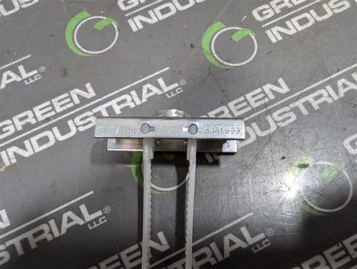 Lot of 40 Toggler 1/2-13 SnapToggle Wall Anchors New