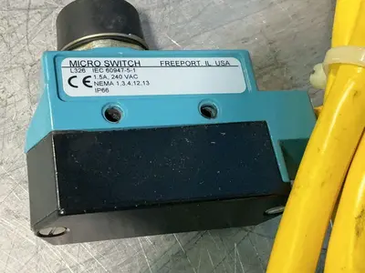 Used LR IEC 6094751 Relays & Switches Ohio US | HGR 24 #1324398