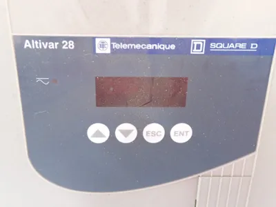 USED SQUARE D ATV28HU90M2U