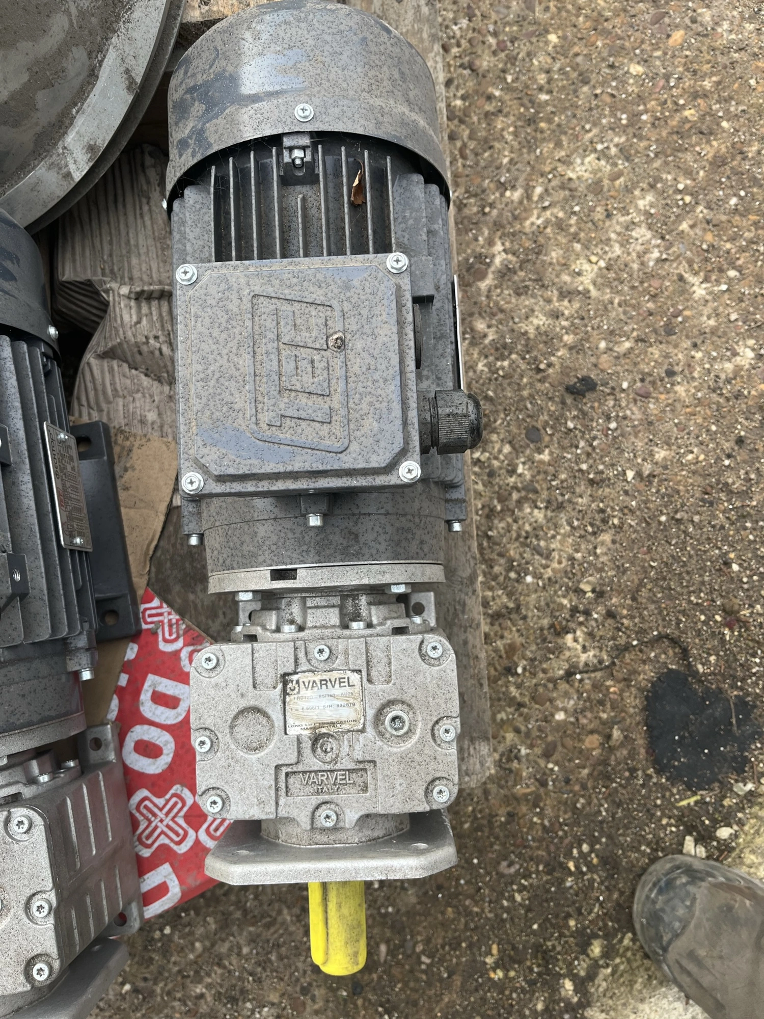 1.5 kw 210 rpm Foot - Flange Geared Motor