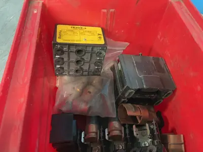 Used _UNKNOWN_ _UNKNOWN_ Fuse Accessories Ohio US | HGR 24 #1314255
