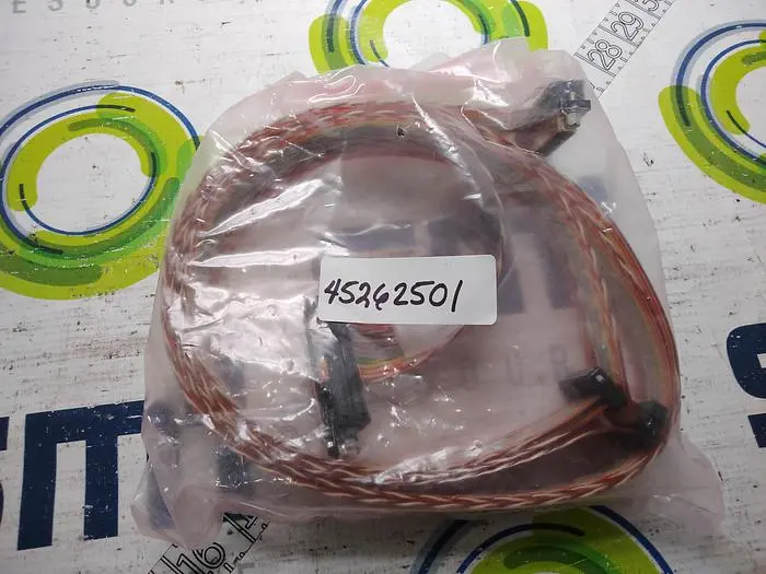 Used UNIVERSAL INSTRUMENTS 45262501 Cable & Wire | SMT Resource #488357