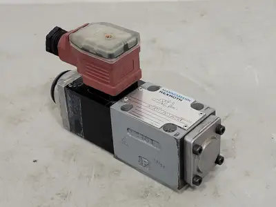 NEW MANNESMANN REXROTH 4WE6D51/BG24NZ55L