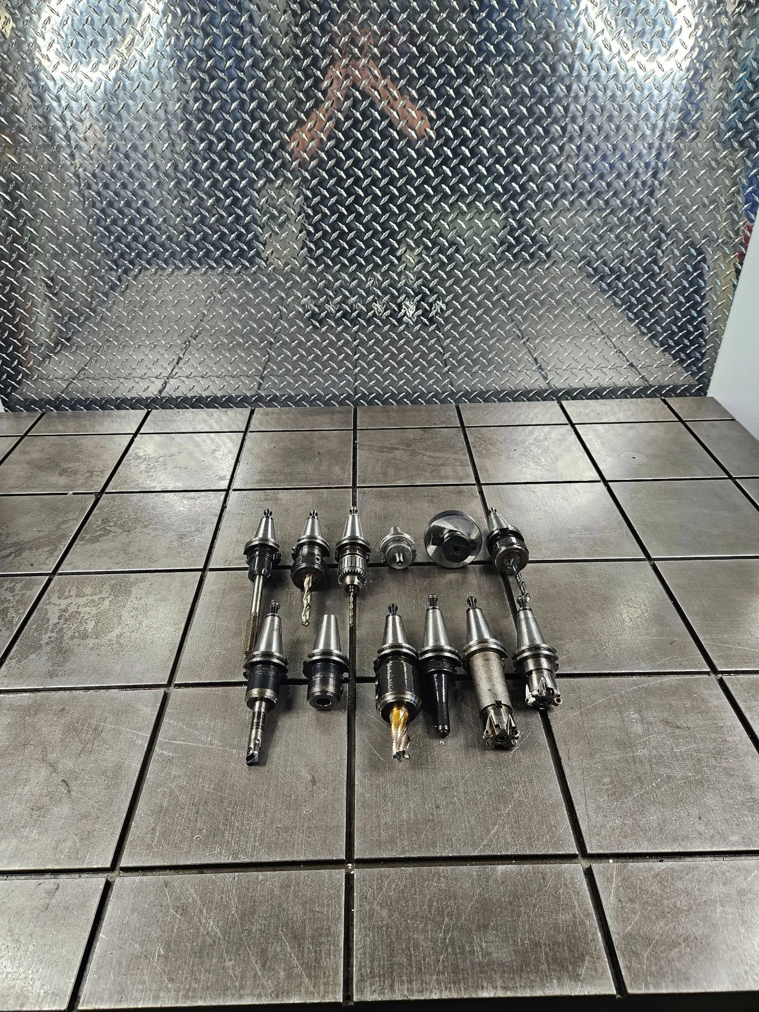 (12) CAT-40 CNC Tool Holders PARLEC NIKKEN VALENITE ROYAL & ACCUPRO #8033