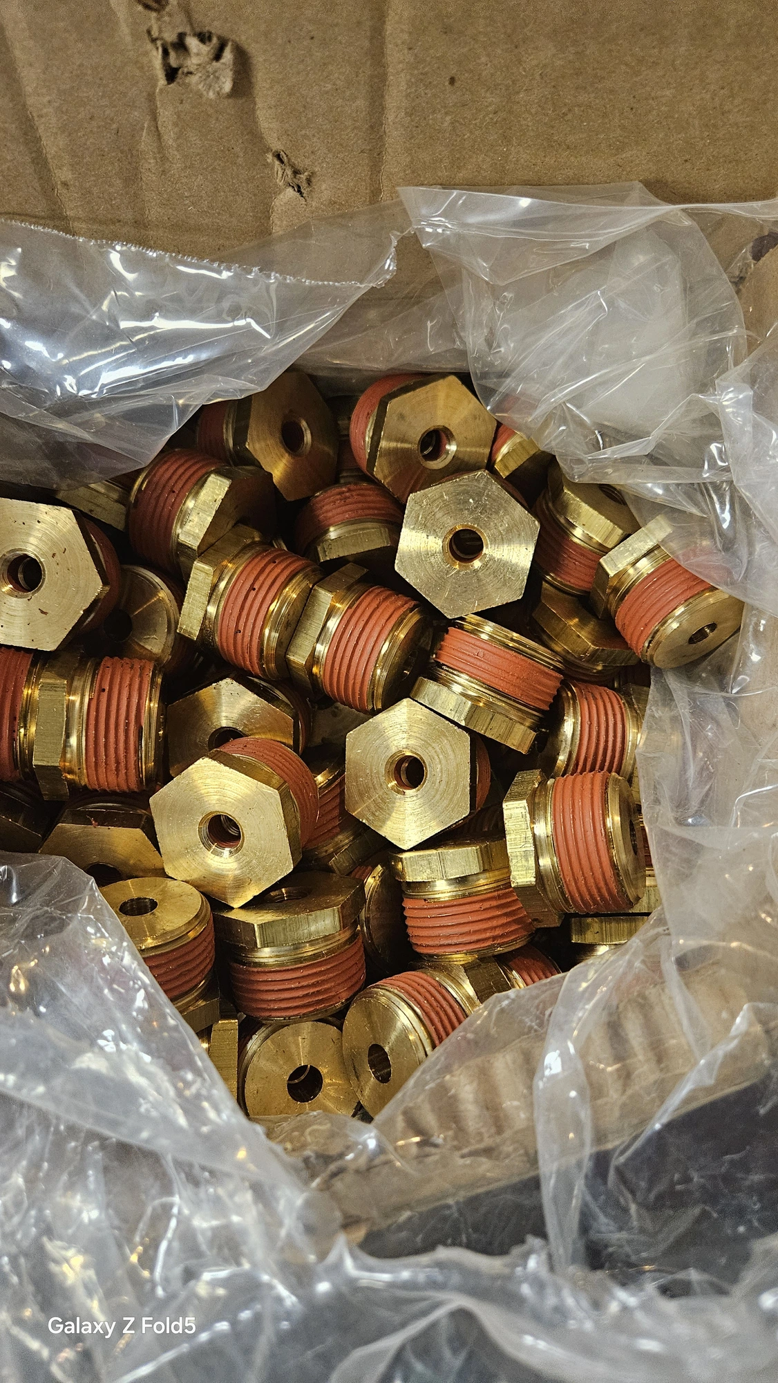 1" MALE PIPE THREAD X 1/8" FEMALE NPT BRASS REDUCING BUSHING-CASE OF 10