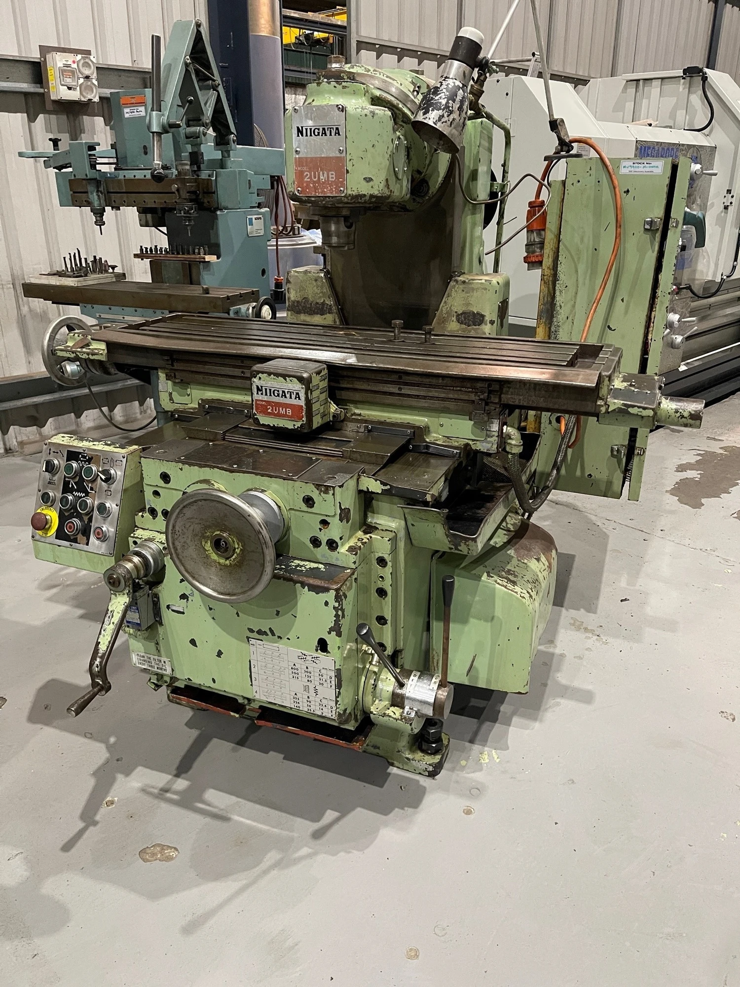 USED NIIGATA 2UMB