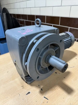 NEW SEW-EURODRIVE SF72 DT80N-6