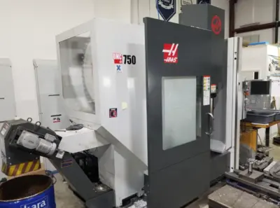 2017 HAAS UMC-750 Vertical Machining Centers | Machinery Network (1)