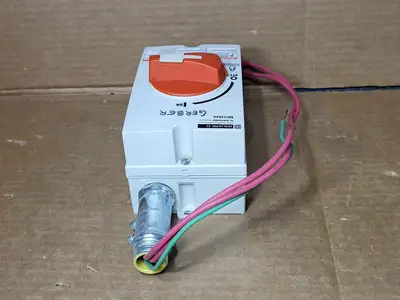 NEW SQUARE D MD3304X