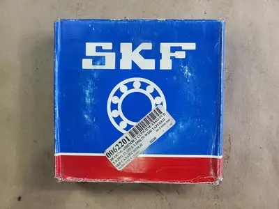 NEW SKF 30218J2