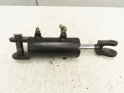 Toyota 7FBEU15 Electric Forklift Tilt Cylinder