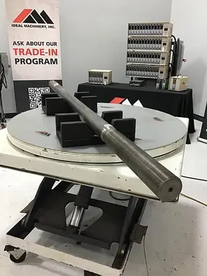 USED CINCINNATI MILACRON VT165-7 CE / TB