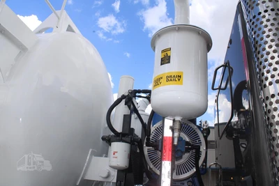 Used 2019 KENWORTH T880 Septic/Sewer/Vacuum Trucks Texas US | Roll Off Truck World #1491813