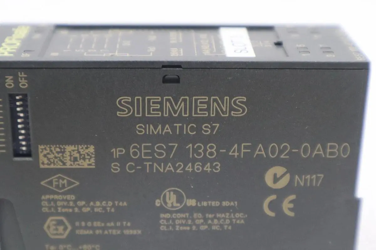 Siemens 6ES7-138-4FA02-0AB0  6ES71384FA020AB0 PROFIsafe Simatic S7 STOCK K-3936