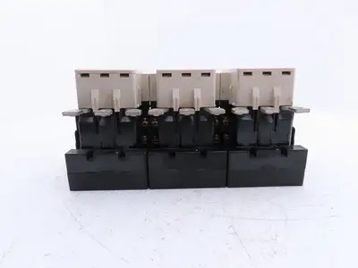 Fuji Electric SC-N5 (93) SC-N5 Motor Starter Contactor 3Ph 600V 93A Lot of 3