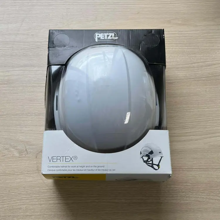 Used PETZL _UNKNOWN_ Safety Products (Other) Saskatchewan CA | Certified Sales and Rentals #1637722