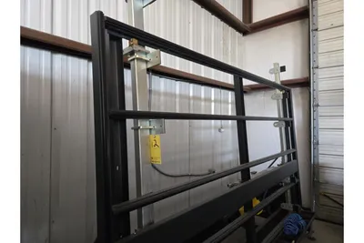 Used _UNKNOWN_ _UNKNOWN_ Test Benches Texas US | IRS Auction #1352220