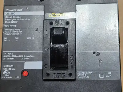 Used SCHNEIDER QBL32200 Switchgears British Columbia CA | Lenmark #1438222