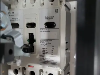 USED EATON SVX004A1-5A4N1