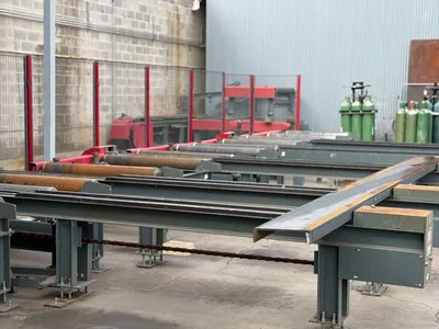 USED 2018 VOORTMAN V808