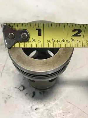 USED VICKERS 25-D10-30