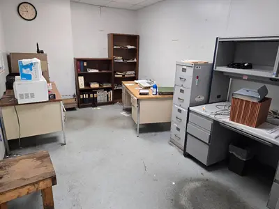 Used _UNKNOWN_ _UNKNOWN_ Estate & Personal Property Indiana US | Myron Bowling Auctioneers Inc #1504014