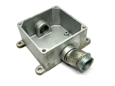 USED APPLETON ANGLE ADAPTER BASE