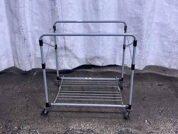 Used RUBBERMAID _UNKNOWN_ Miscellaneous MRO Ohio US | HGR 24 #1128527