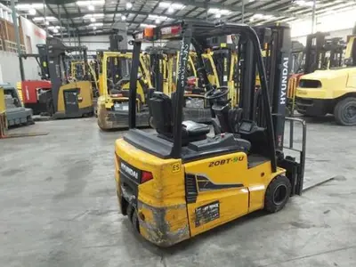 USED 2020 HYUNDAI 20BT-9U