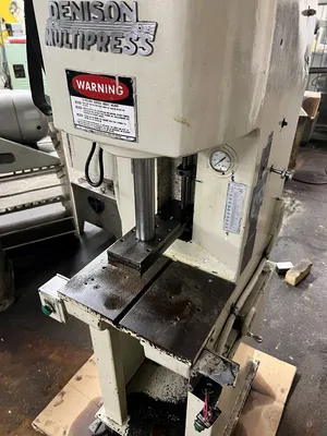 USED DENISON MULTIPRESS DENISON MULTIPRESS R065LC204FSD210D266A12A201S220 PRESS